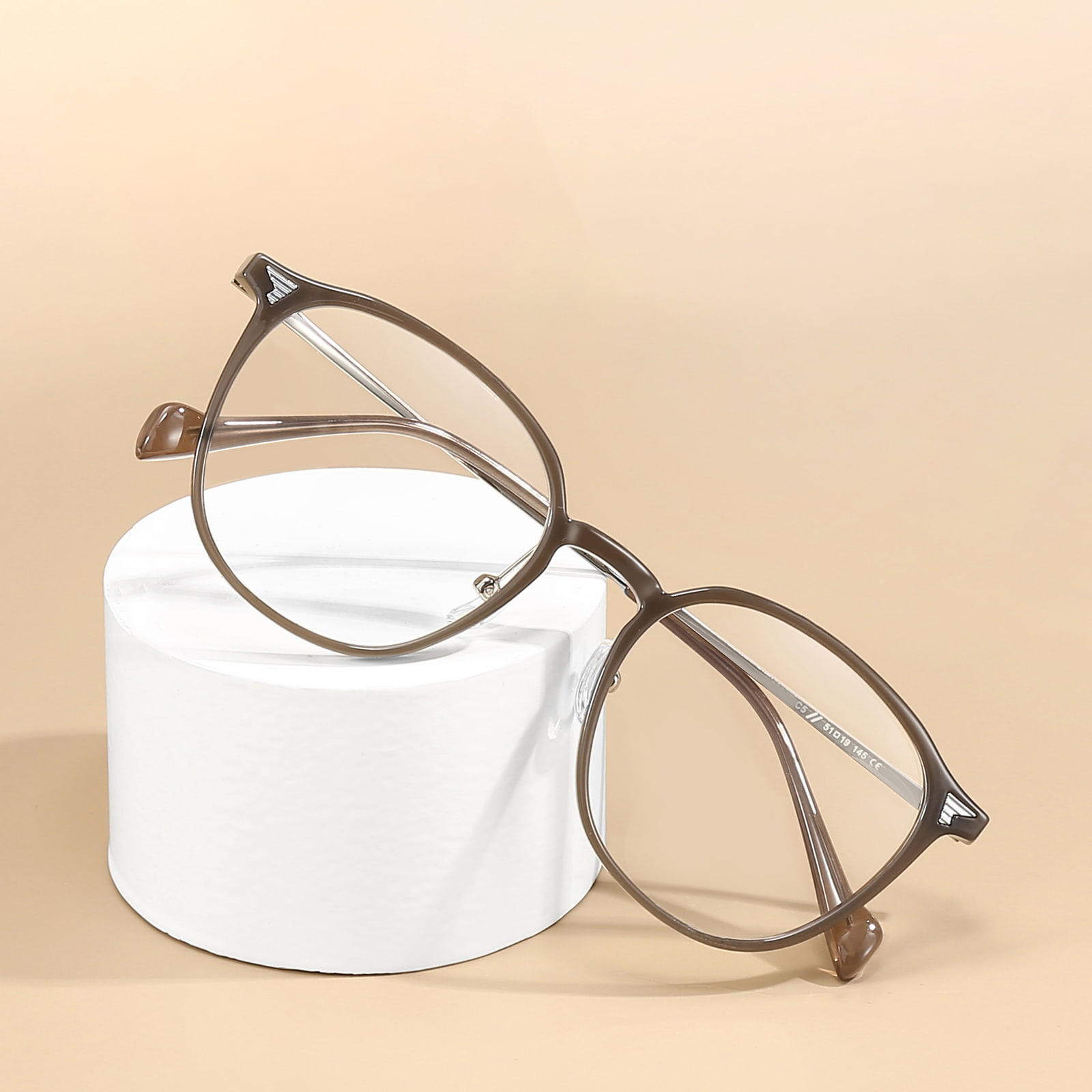 01247  نظارات حماية العين بتصميم الجناح